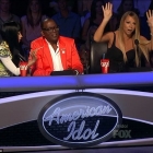  Nicki Minaj taunts Mariah Carey by waving cotton bud at Her on American Idol