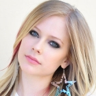 Avril Lavigne – Avril Lavigne feels pressure to have kids