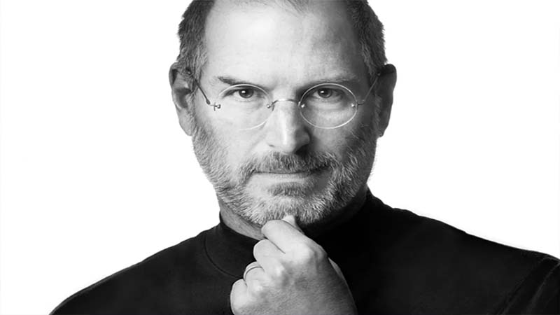  Steve Jobs 7 books with a Takeaway lesson from each subject