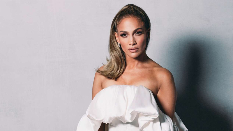  Jennifer Lopez’s New Haircut Is Making Her Fans Lose It