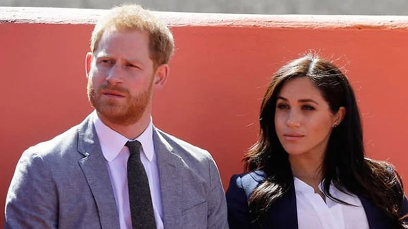 Prince Harry, Meghan Markle “Desperate For Cash” And Begging Father Prince Charles for Money, Insider Claims