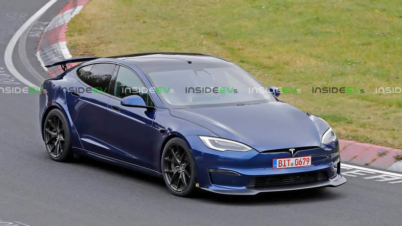  Tesla Model S With Active Wing Spotted – Is It The Plaid+?