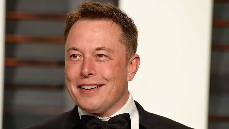  Elon Musk outraged at Bill Gates’ shorting of Tesla stocks, trolls him with filthy memes