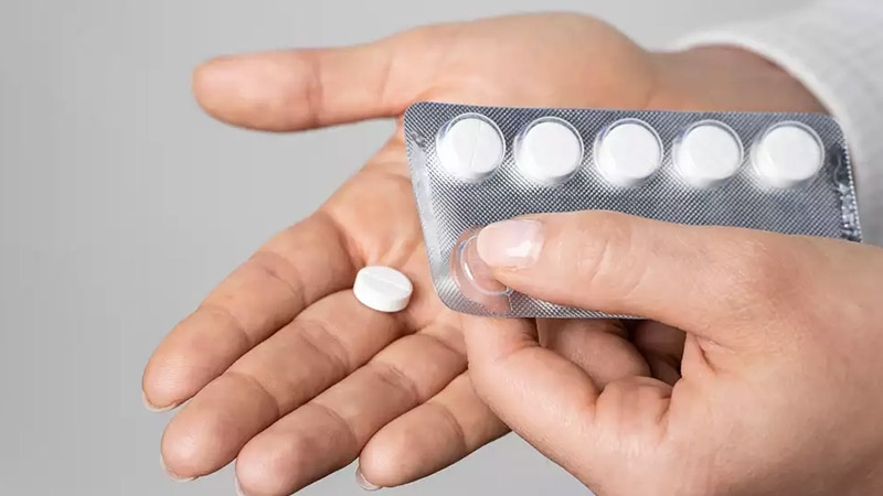  Doctor Warns Regular Paracetamol Use Linked to Increased Blood Pressure and Health Risks