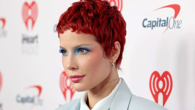  Halsey’s Stunning New Look Channels Britney Spears Just in Time for Her Upcoming Album Release!