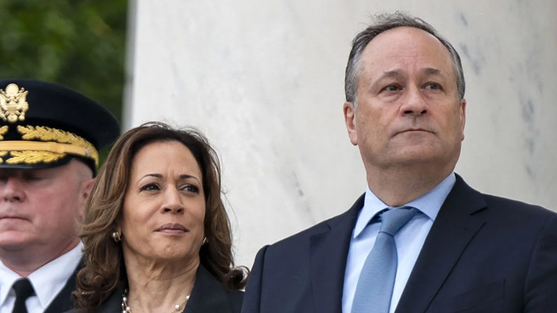  Kamala Harris’ Husband, Doug Emhoff, Faces Misconduct Allegations from Former Law Firm Colleagues