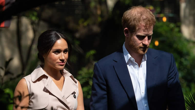 harry and meghan walking